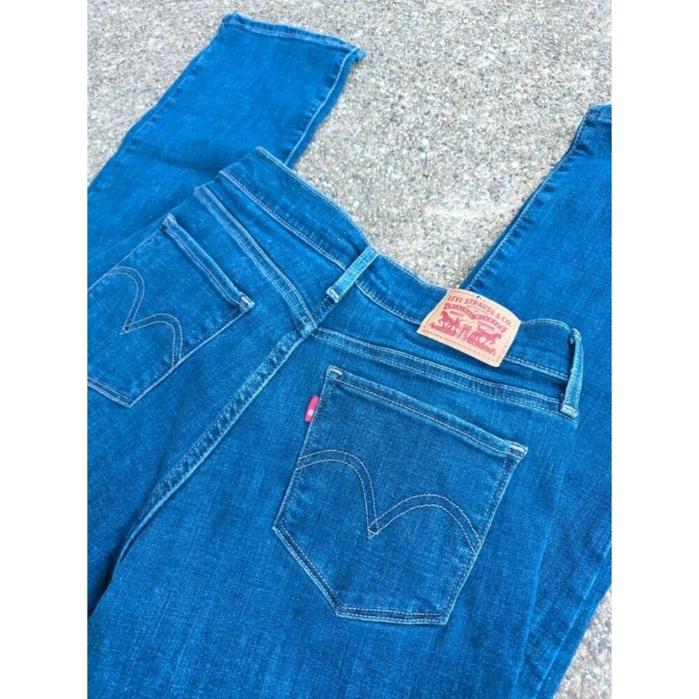 Levi's Classic Straight Dark Wash Jeans Women's Size 28